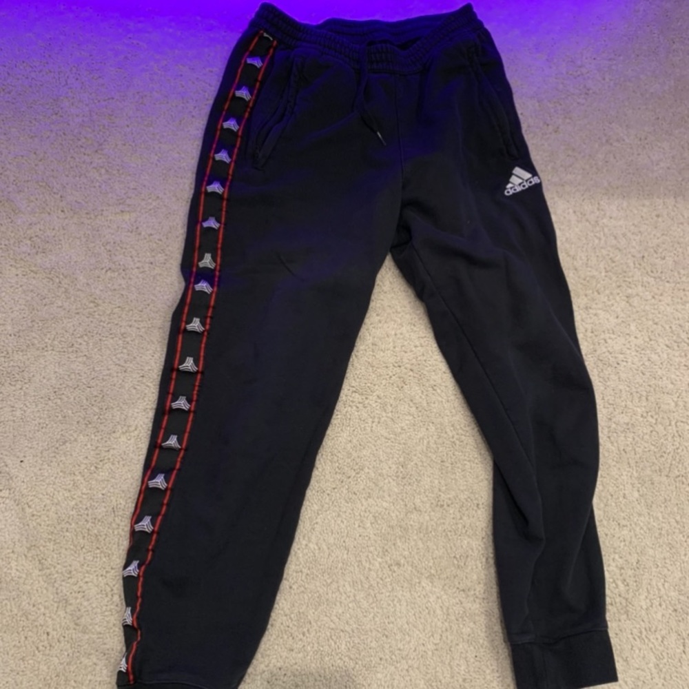 Adidas sweatpants